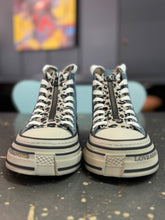 Load image into Gallery viewer, Rebecca White Sneaker Suede Jeans mit Leo bis Gr 41