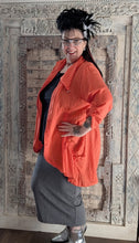 Load image into Gallery viewer, Mädchenglück Bluse aus Viskose in Orange bis Größe 60 - jetzt im Sale