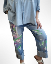 Load image into Gallery viewer, Blue Denim Kollektion Jeans Größe 42 bis 48 mit Grafitti