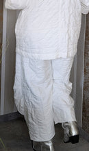 Load image into Gallery viewer, CN-G Sommer Stepp Ballonhose in Weiss & 3 Größen bis Gr 60