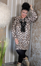 Lade das Bild in den Galerie-Viewer, Tunika mit Leoprint in Hell und Dunkel Einheitsgröße