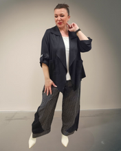 Load image into Gallery viewer, Maxlive Jacke Überwurf Größe 42 bis 58