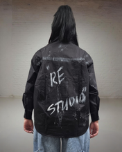 Load image into Gallery viewer, Redesign Bluse mit Strass in Schwarz Blau Größe 38 bis 54