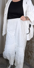 Load image into Gallery viewer, CN-G Sommer Stepp Ballonhose in Weiss & 3 Größen bis Gr 60