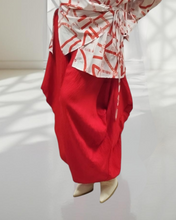 Load image into Gallery viewer, Mädchenglück Ballonhose in Rot bis Größe 56