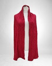 Lade das Bild in den Galerie-Viewer, Kischella übergrosser Schal in Rot/Schwarz und Schwarz/Grau
