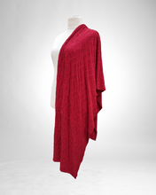 Lade das Bild in den Galerie-Viewer, Kischella übergrosser Schal in Rot/Schwarz und Schwarz/Grau