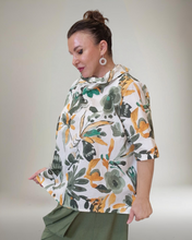 Load image into Gallery viewer, Tunika Khaki-Floral Größe 40 bis 50
