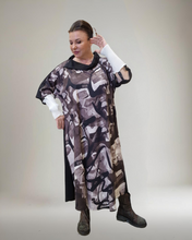 Lade das Bild in den Galerie-Viewer, Sale Kleid von CN-G mit Muster in 4 Größen bis Größe 60/62
