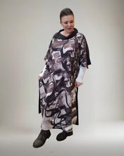 Lade das Bild in den Galerie-Viewer, Sale Kleid von CN-G mit Muster in 4 Größen bis Größe 60/62
