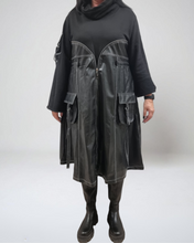 Lade das Bild in den Galerie-Viewer, H4 Kleid 2780 mit Leder

