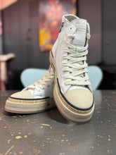 Lade das Bild in den Galerie-Viewer, Rebecca White Sneaker Wash Savana White
