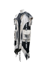 Lade das Bild in den Galerie-Viewer, Redesign Ausgefallene Weste aus Jeans mit Netzeinsätzen in Khaki/Schwarz
