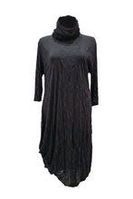 Lade das Bild in den Galerie-Viewer, SALE Mädchenglück Crashkleid mit Netz Loop
