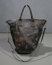 Lade das Bild in den Galerie-Viewer, Papucei Leder Handtasche Muno Jason brown
