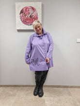 Lade das Bild in den Galerie-Viewer, 𝐒𝐚𝐥𝐞- Bluse Mädchenglück in 3 Größen 3036 in 3 Farben bis Größe 60 Weiß, Lila, Camel
