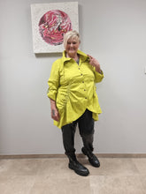 Load image into Gallery viewer, 𝐒𝐚𝐥𝐞- Bluse von Mädchenglück in 3 Farben bis Größe 62/64
