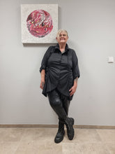 Load image into Gallery viewer, 𝐒𝐚𝐥𝐞- Bluse von Mädchenglück in 3 Farben bis Größe 62/64
