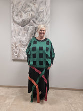 Load image into Gallery viewer, 𝐒𝐚𝐥𝐞- Kleid von CN-G in 3 Größen bis Größe 58
