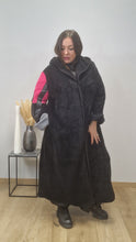 Load image into Gallery viewer, CNG Winter Teddymantel mit Applikationen bis Größe 60- kurzzeitig im Halloween Special
