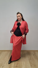 Lade das Bild in den Galerie-Viewer, Stylischer Blazer in Rot Größe 42 bis 62 - Studio
