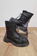 Lade das Bild in den Galerie-Viewer, Papucei Zenith Avantgarde High Top Fashion Sneaker in Schwarz bis Gr 42
