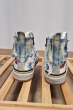 Lade das Bild in den Galerie-Viewer, Rebecca White - Tribe Febric Glitter Sky bis Gr 42
