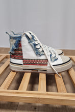 Lade das Bild in den Galerie-Viewer, Rebecca White - Tribe Febric Glitter Sky bis Gr 42
