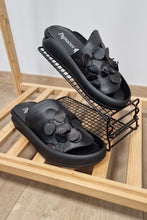 Load image into Gallery viewer, Papucei Jalia in Schwarz bis Gr 42
