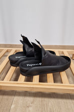 Load image into Gallery viewer, Papucei Ioni in Schwarz bis Gr 42
