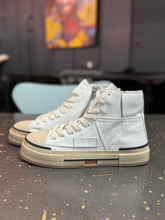 Lade das Bild in den Galerie-Viewer, Rebecca White Sneaker Wash Savana White
