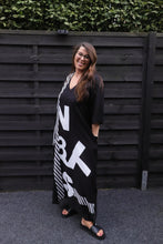 Lade das Bild in den Galerie-Viewer, CN-G Kleid in 3 Größen Schwarz Weiss bis Größe 58/60
