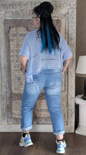 Lade das Bild in den Galerie-Viewer, Jeansjogpants Schrift in hell und dunkel Größe 40 bis 54
