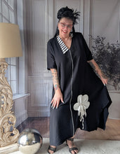 Load image into Gallery viewer, CNG Kleid Größe 40 bis 60 mit vielen liebevollen Details
