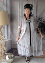Lade das Bild in den Galerie-Viewer, Mädechenglück 2 Teiler Kleid &quot;Tanja&quot; mit Netzjacke in Grau
