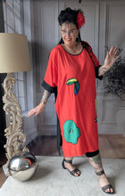 Lade das Bild in den Galerie-Viewer, Kleid von CN-G mit Cut Out bis Größe 64 Oversize Style
