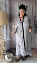 Lade das Bild in den Galerie-Viewer, Mädechenglück 2 Teiler Kleid &quot;Tanja&quot; mit Netzjacke in Grau
