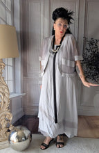 Lade das Bild in den Galerie-Viewer, Mädechenglück 2 Teiler Kleid &quot;Tanja&quot; mit Netzjacke in Grau
