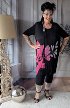 Load image into Gallery viewer, SALE CNG Plissee Kleid in Schwarz Pink bis Gr 56/58

