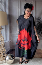 Lade das Bild in den Galerie-Viewer, CNG Sommerkleid luftig leicht - alle Größen Oversize Style in Rot Schwarz
