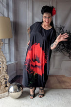 Lade das Bild in den Galerie-Viewer, CNG Sommerkleid luftig leicht - alle Größen Oversize Style in Rot Schwarz
