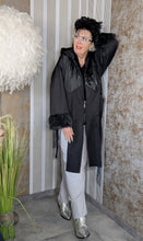 Load image into Gallery viewer, H4 Jacke mit Reißverschluss in Stoff,- und Mustermix bis Größe 54
