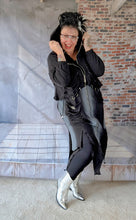 Load image into Gallery viewer, Redesign Sweatmantel bis Größe 54 in Batik Muster
