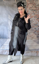 Load image into Gallery viewer, Redesign Sweatmantel bis Größe 54 in Batik Muster
