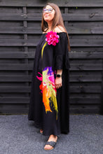 Lade das Bild in den Galerie-Viewer, Carmen Kleid mit floralem Muster von CN-G bis Größe 56/58
