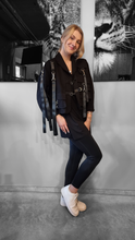 Lade das Bild in den Galerie-Viewer, H4 Jeansjacke mit Silberschnallen in 2 Farben Ecru und Schwarz 2242
