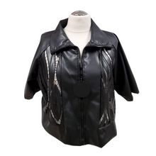 Load image into Gallery viewer, Kurzjacke aus veganem Leder von CN-G in 4 Größen bis Gr 58/60
