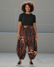 Load image into Gallery viewer, MOS- Mirror of Style Ballonhose in angesagtem Farbmix Größe 40 bis 52/54
