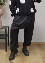 Load image into Gallery viewer, Mirror Style Bhaggy Luna in Schwarz Größe 40 bis 52 Onesize
