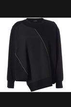 Lade das Bild in den Galerie-Viewer, Asymmetrischer Sweater mit Stoffmix Größe 42 bis 63 - Gozzip Black
